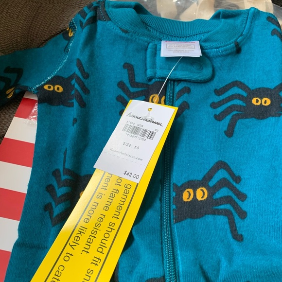 NWT HALLOWEEN KIDS HANNA ANDERSON ZIP UP SLEEPER “BLUE SPIDERS” SIZE 0-3 - Picture 4 of 15